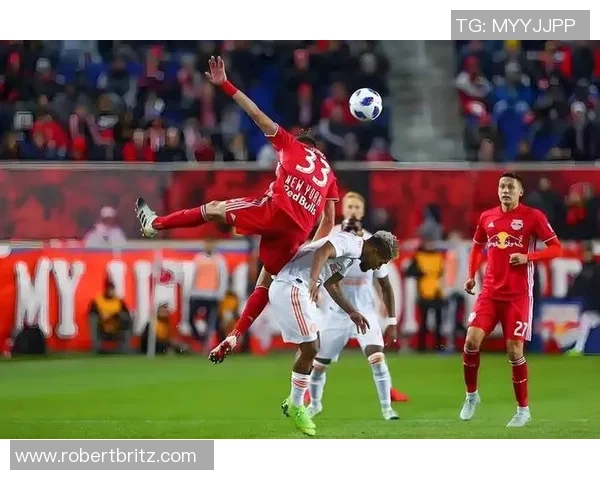 英超巅峰对决：利物浦与桑德兰的战术解析与球员表现分析